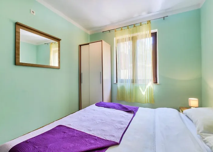 Gostinjska kuća Ady 3*