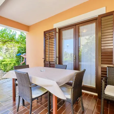 Ady Guest house